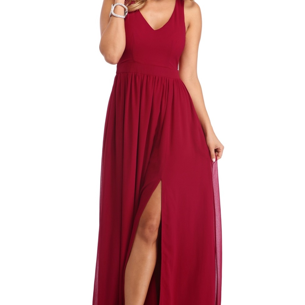 V neck maxi dress w slit